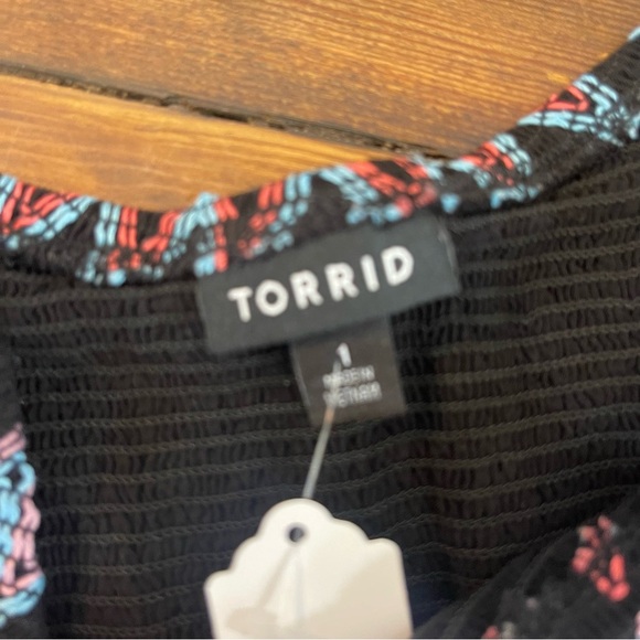 Torrid Black baby doll Patterned Top 1X - Picture 4 of 7
